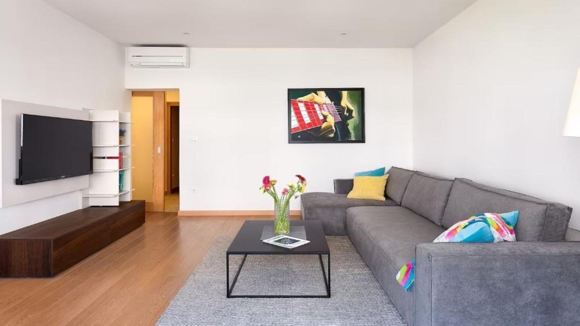Gorgeous For 8 Guests Apartman Split